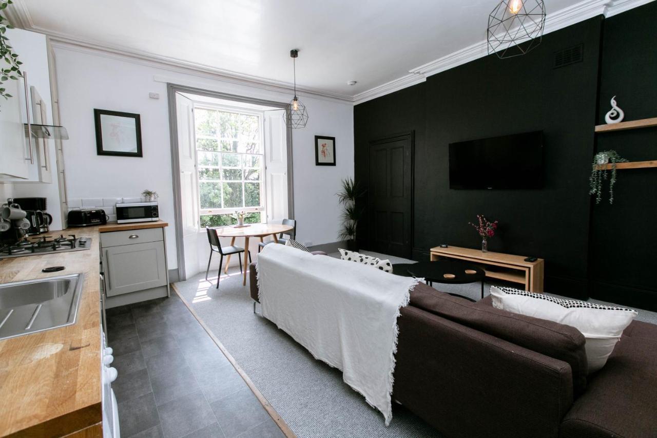 Peaceful Apartment - Dedicated Free Parking - Walk To Centre, Uni, Hosp - Business And Leisure - Contact For Long Stays Exeter Exterior foto